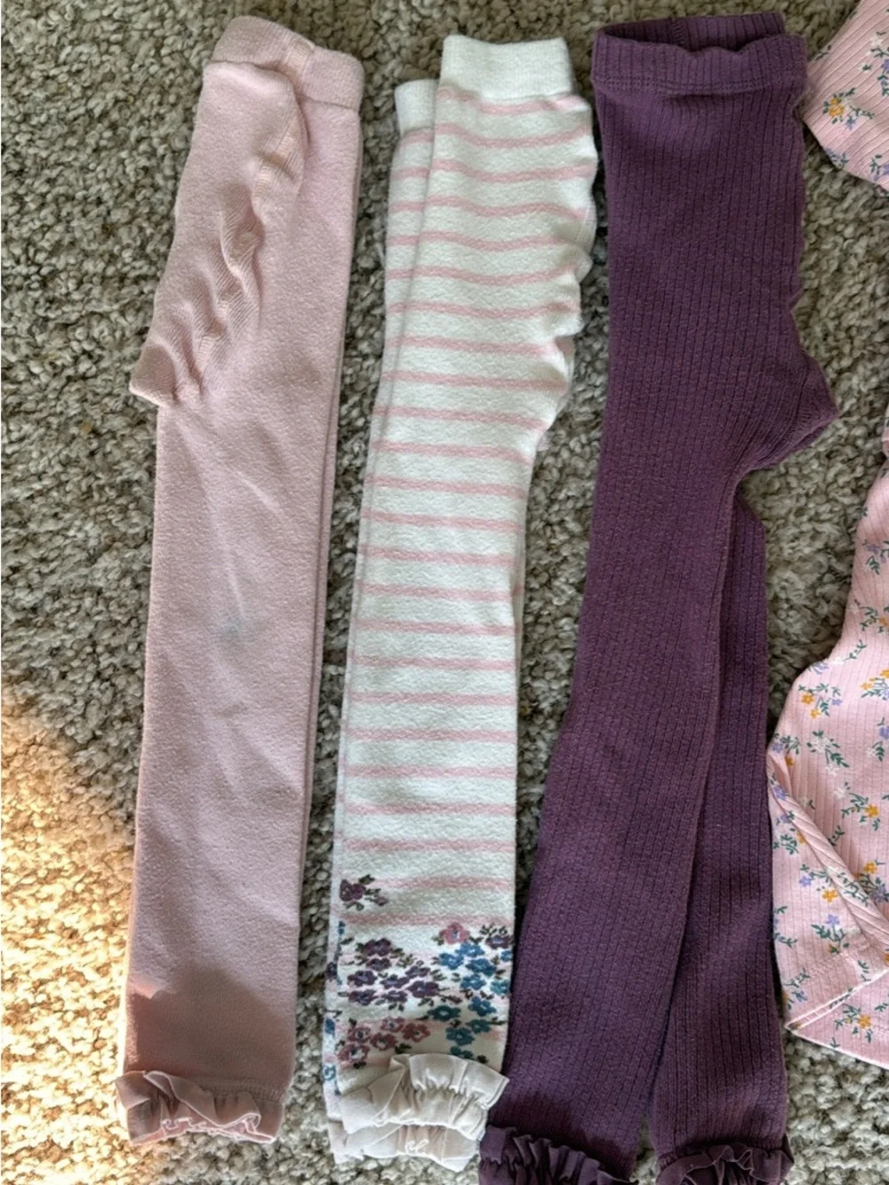 Girls 4t outfits Mixed Tops & Leggings Bundle in Pink, Purple, Cream